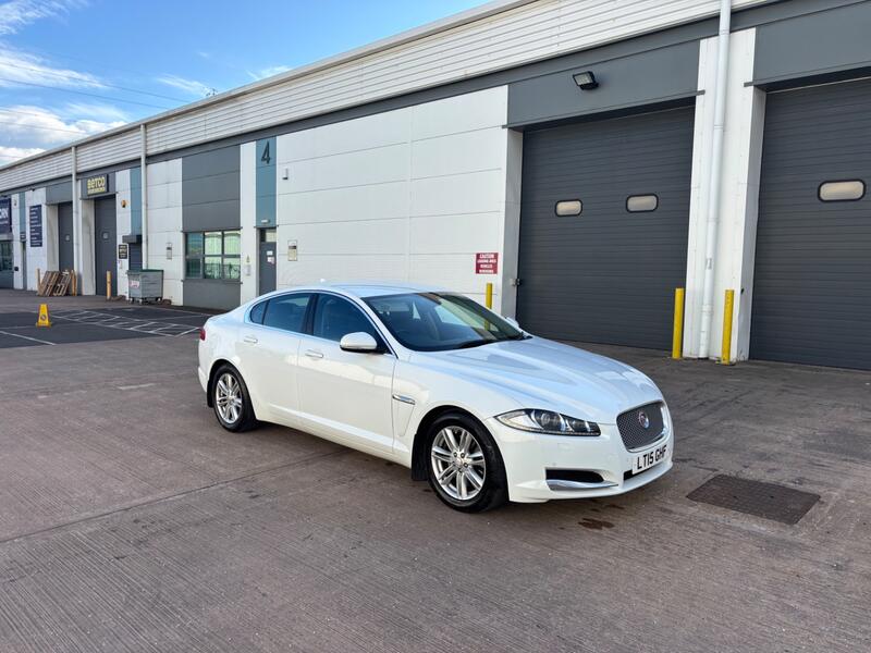 JAGUAR XF