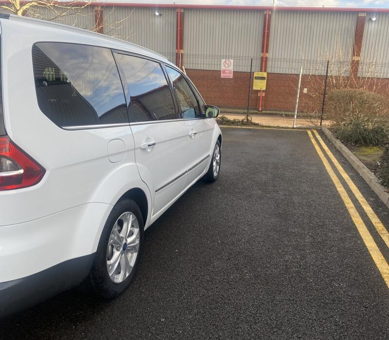 FORD GALAXY