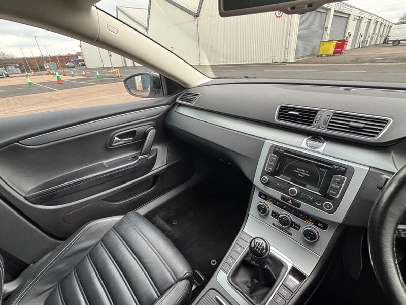 VOLKSWAGEN CC