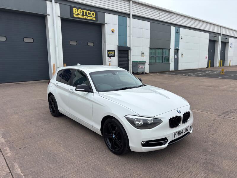 View BMW 1 SERIES 2.0 116d Sport 5-door
