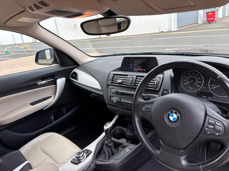 BMW 1 SERIES