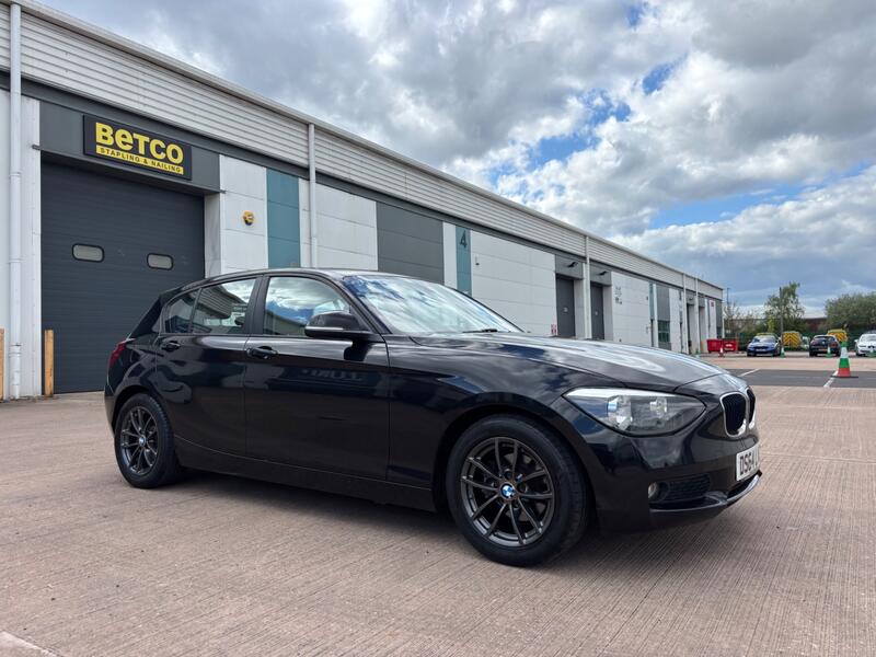 BMW 1 SERIES