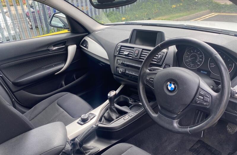 BMW 1 SERIES