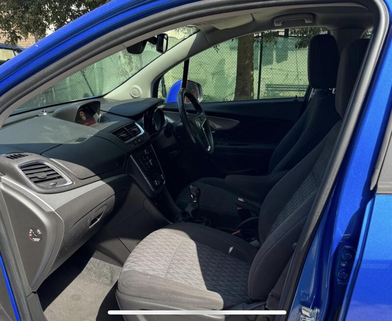 VAUXHALL MOKKA