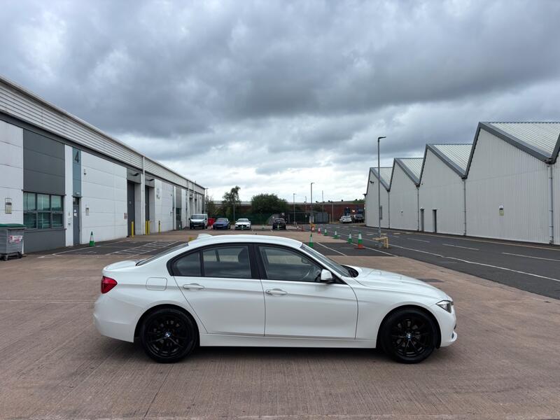 View BMW 3 SERIES 2.0 320d SE Saloon