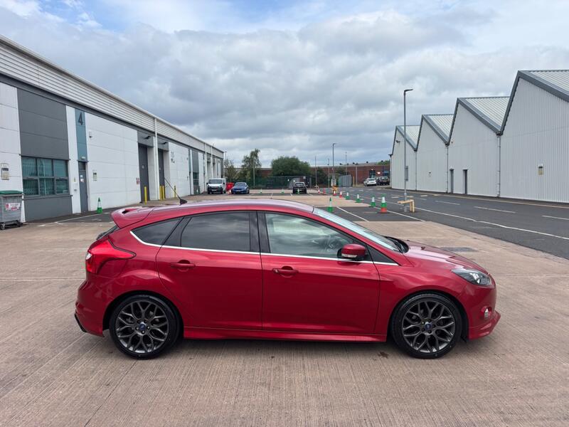View FORD FOCUS 1.6 TDCi Zetec S