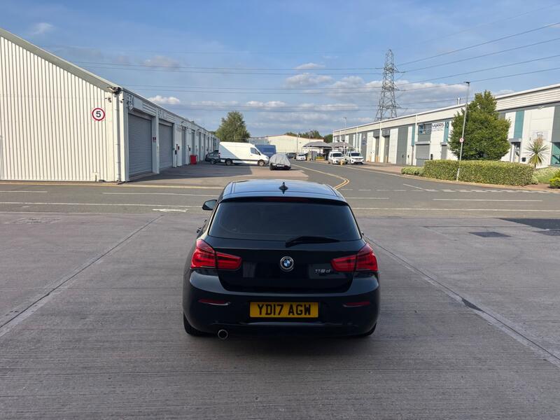 View BMW 1 SERIES 1.5 116d SE 5-door
