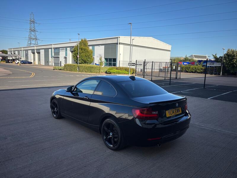 View BMW 2 SERIES 2.0 218d Sport Coupe