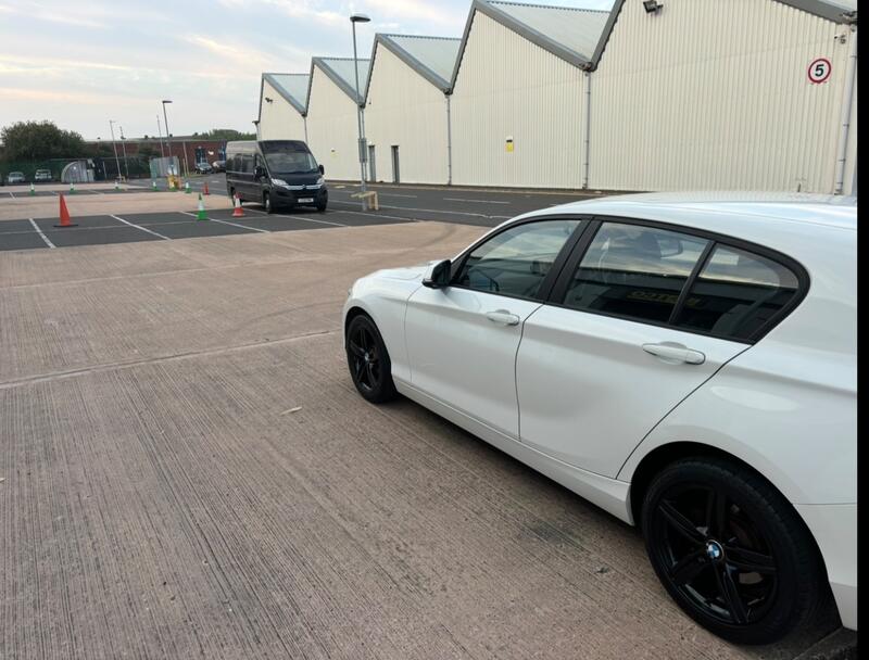 View BMW 1 SERIES 2.0 116d Sport 5-door