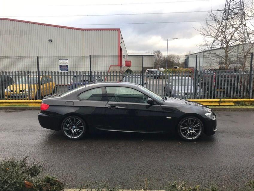 View BMW 3 SERIES 2.0 320i M Sport 2dr