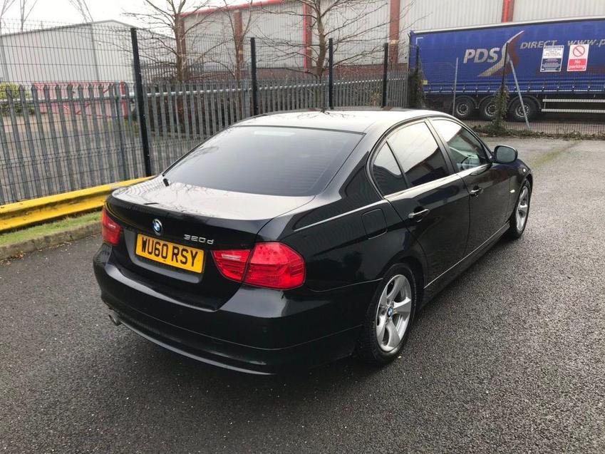 View BMW 3 SERIES 2.0 320d EfficientDynamics 4dr