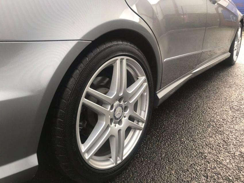 MERCEDES-BENZ E CLASS