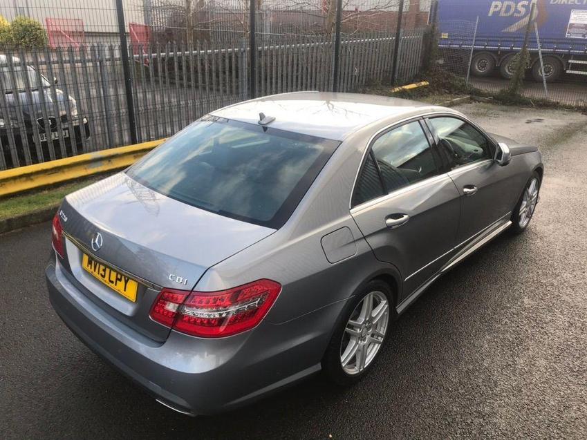 MERCEDES-BENZ E CLASS