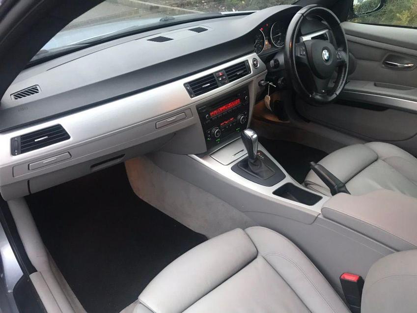 BMW 3 SERIES