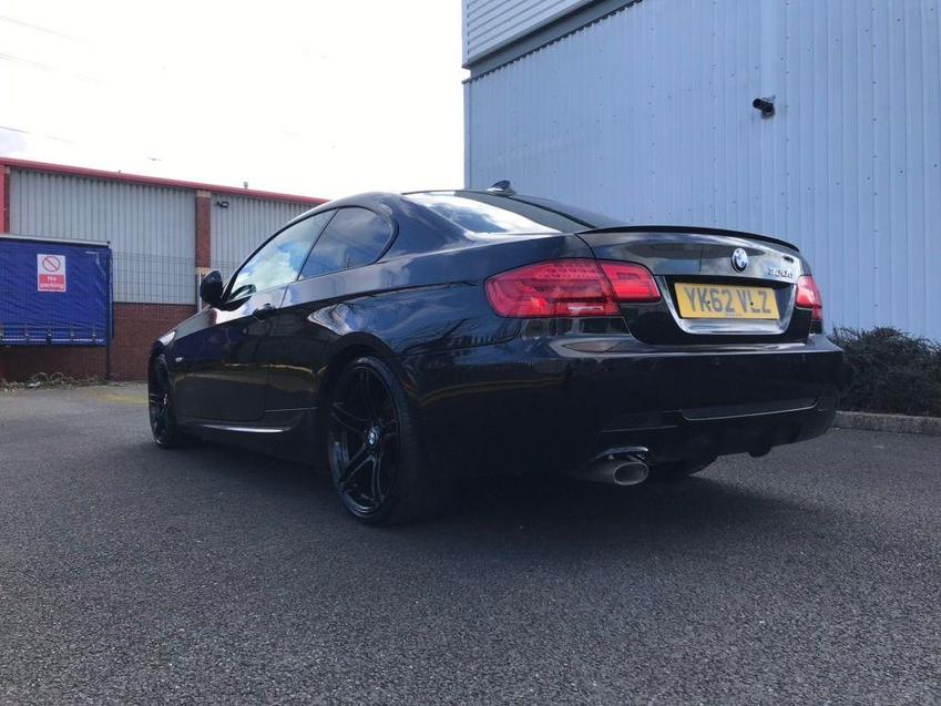 BMW 3 SERIES