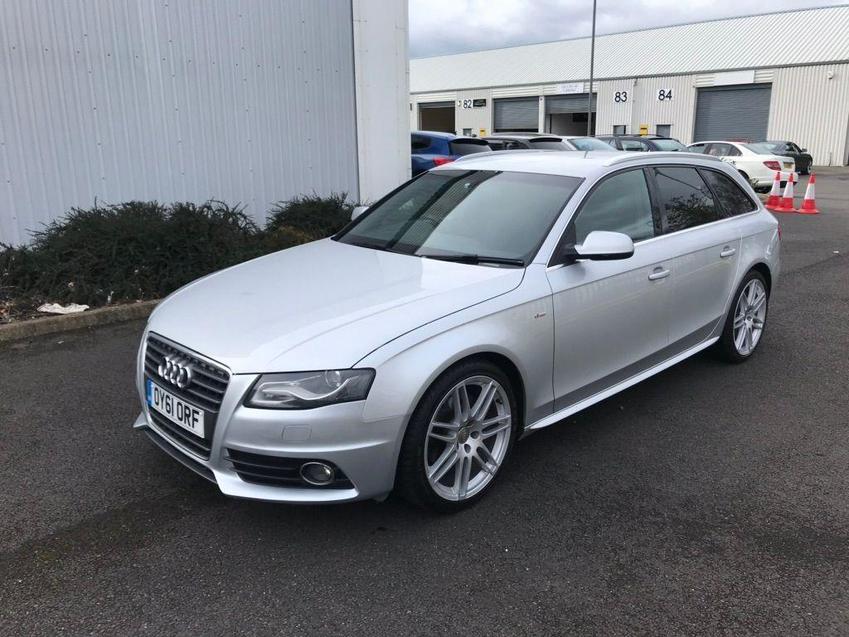 AUDI A4 AVANT