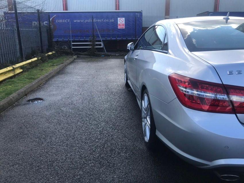 MERCEDES-BENZ E CLASS