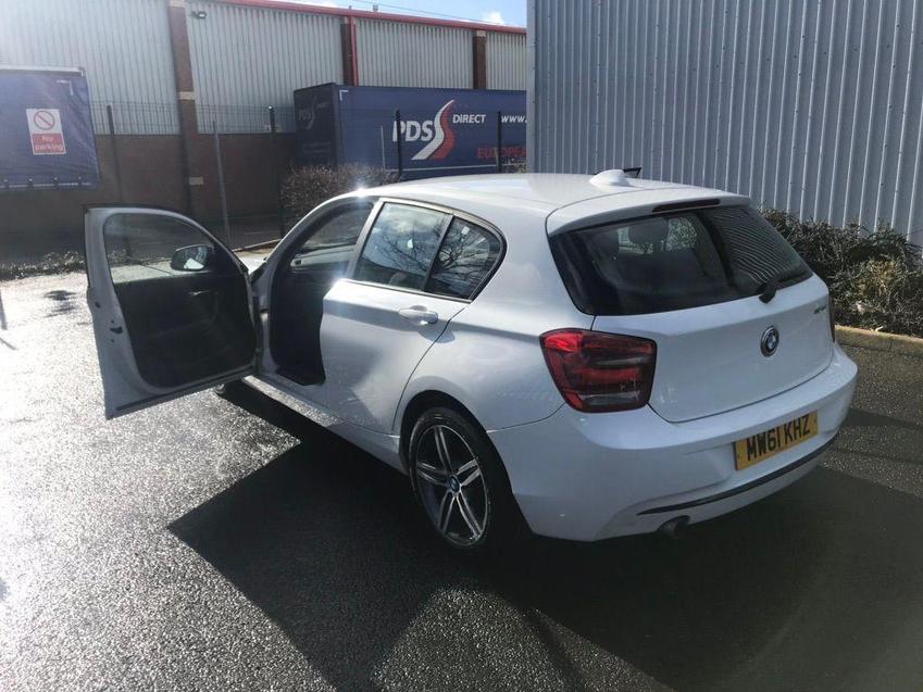 BMW 1 SERIES