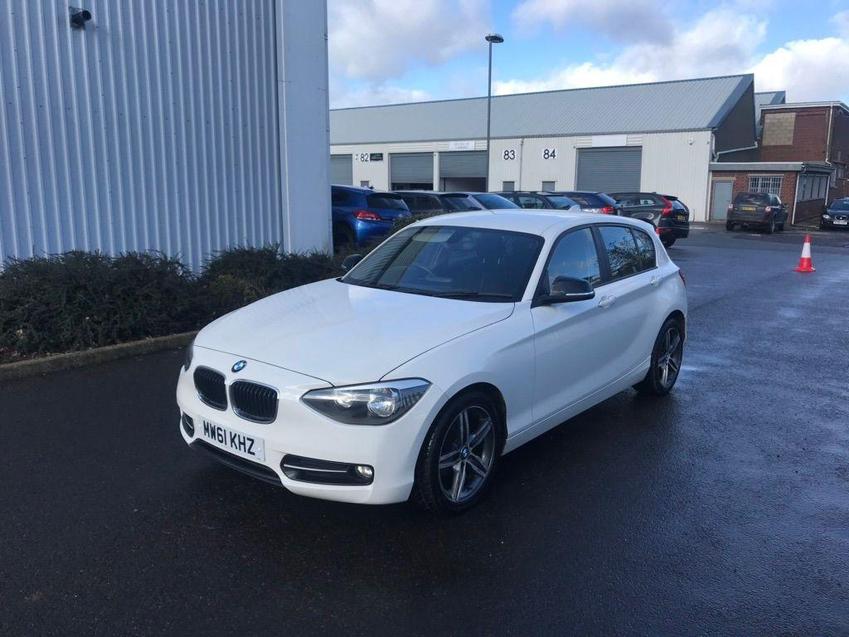 BMW 1 SERIES