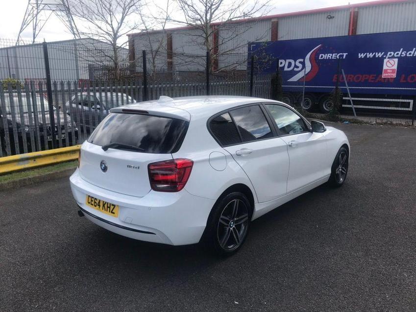 View BMW 1 SERIES 2.0 116d Sport Sports Hatch 5dr Diesel Manual ss 114 gkm, 116 bhp