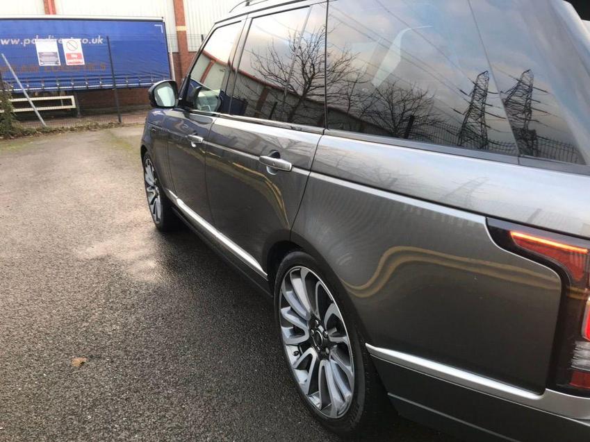 LAND ROVER RANGE ROVER