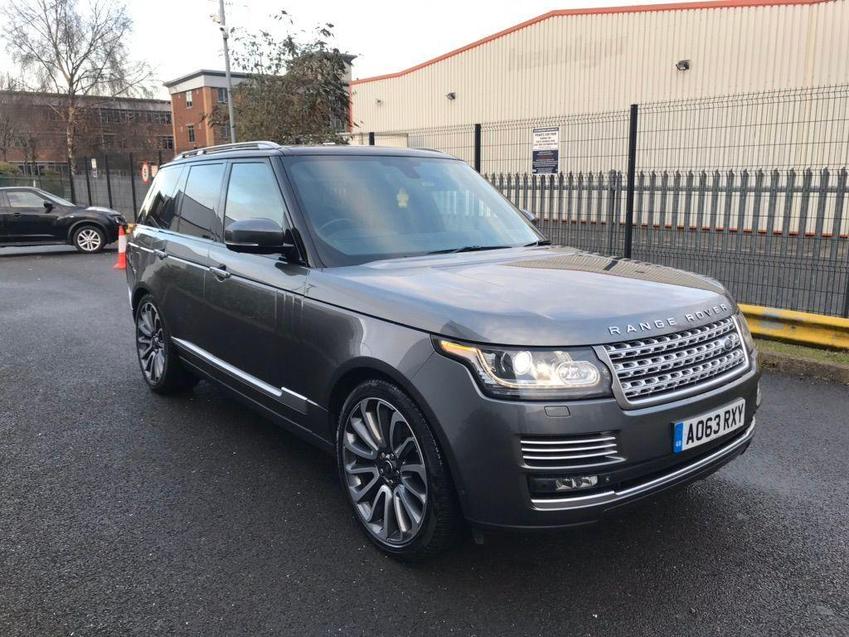 View LAND ROVER RANGE ROVER 3.0 TD V6 Vogue SE SUV 5dr Diesel Auto 4WD ss 258 ps