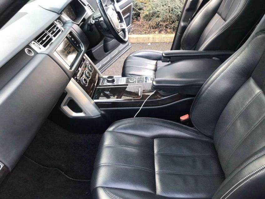 LAND ROVER RANGE ROVER