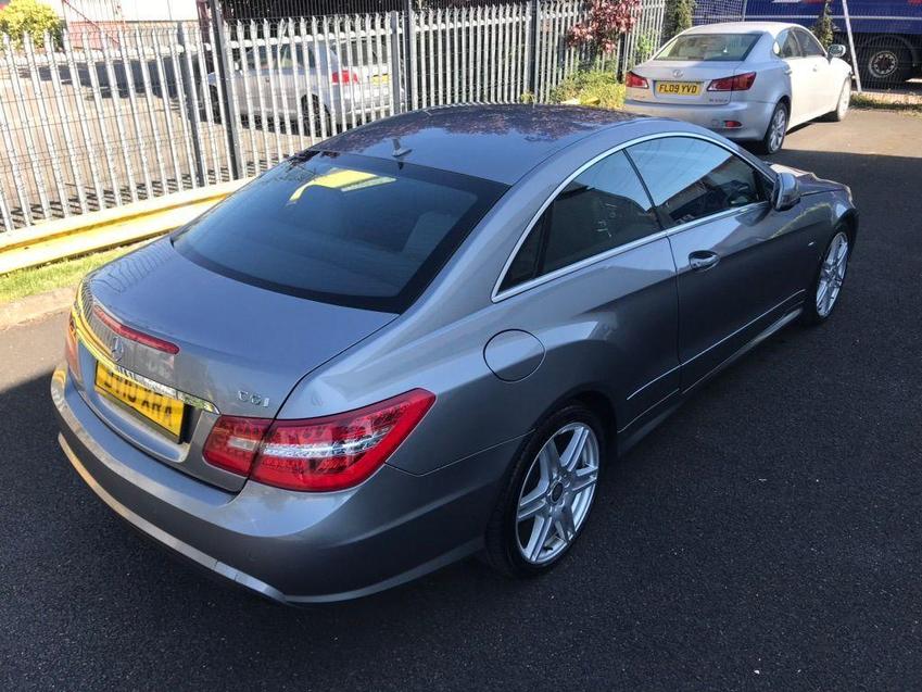 MERCEDES-BENZ E CLASS