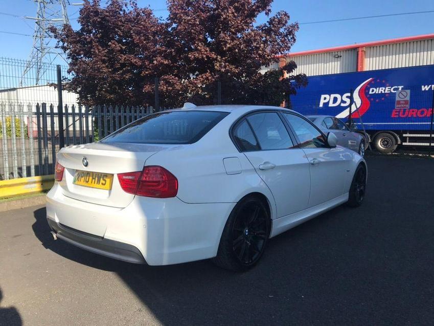 View BMW 3 SERIES 2.0 318d M Sport Business Edition Saloon 4dr Diesel Manual 119 gkm, 143 bhp