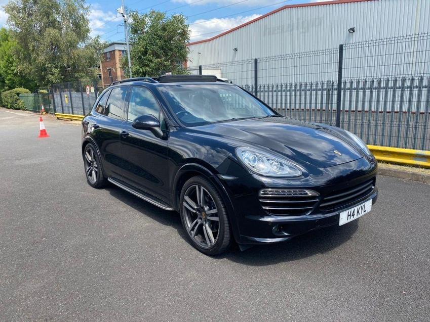 View PORSCHE CAYENNE 3.0 TD SUV 5dr Diesel Tiptronic S AWD 189 gkm, 245 bhp