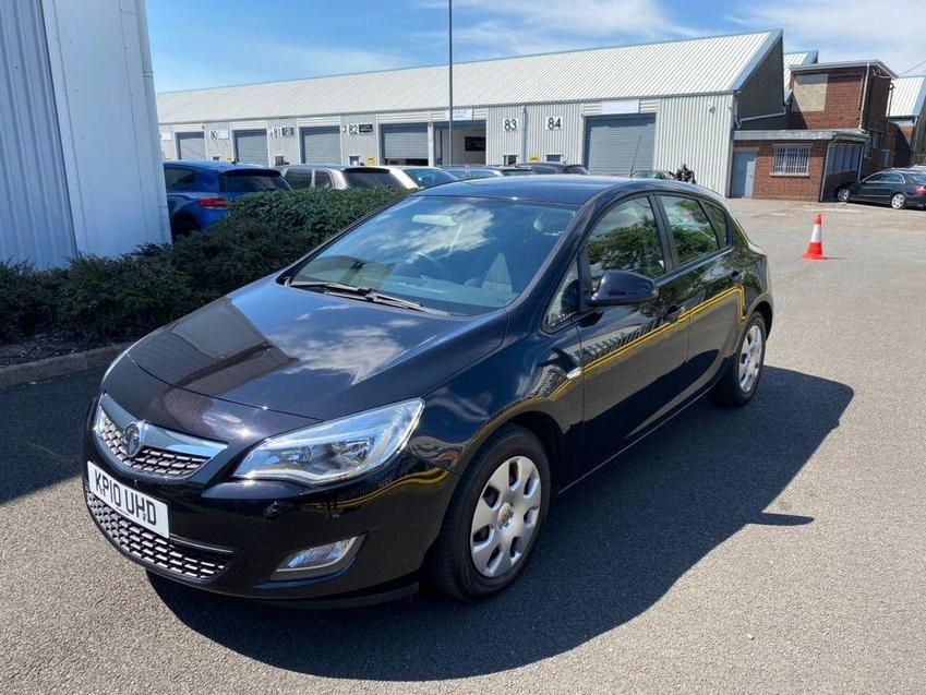 VAUXHALL ASTRA