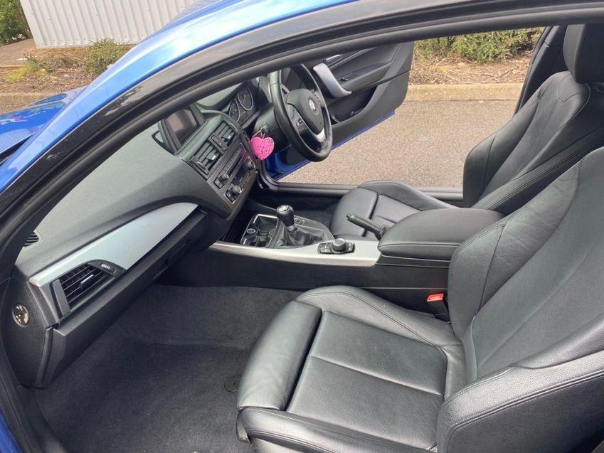 BMW 1 SERIES