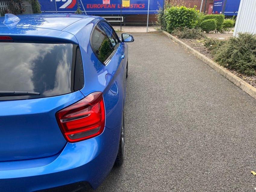 BMW 1 SERIES