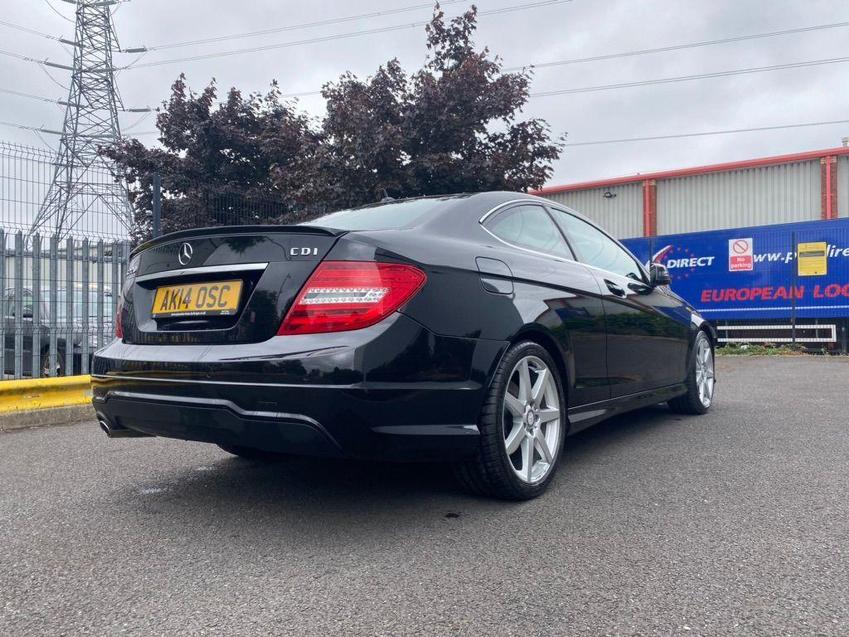 MERCEDES-BENZ C CLASS
