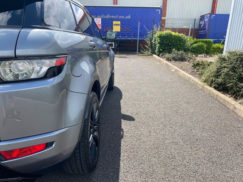 LAND ROVER RANGE ROVER EVOQUE