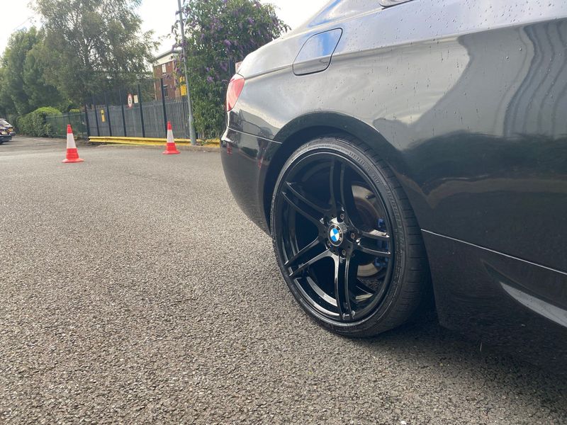 BMW 3 SERIES
