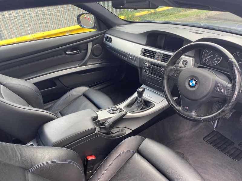 BMW 3 SERIES