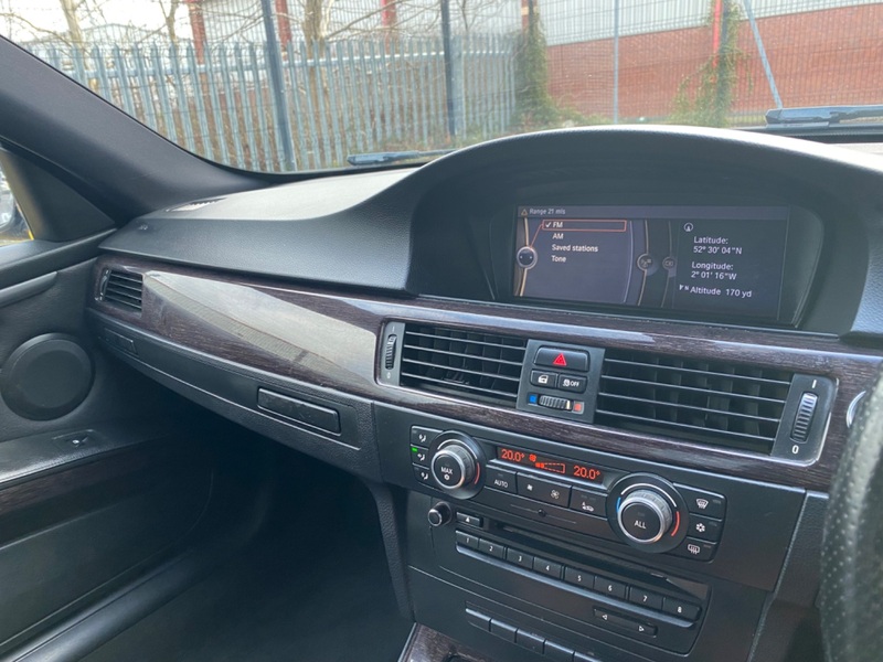BMW 3 SERIES