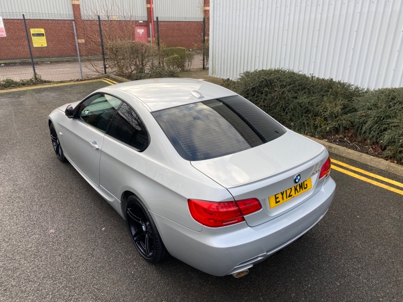 BMW 3 SERIES