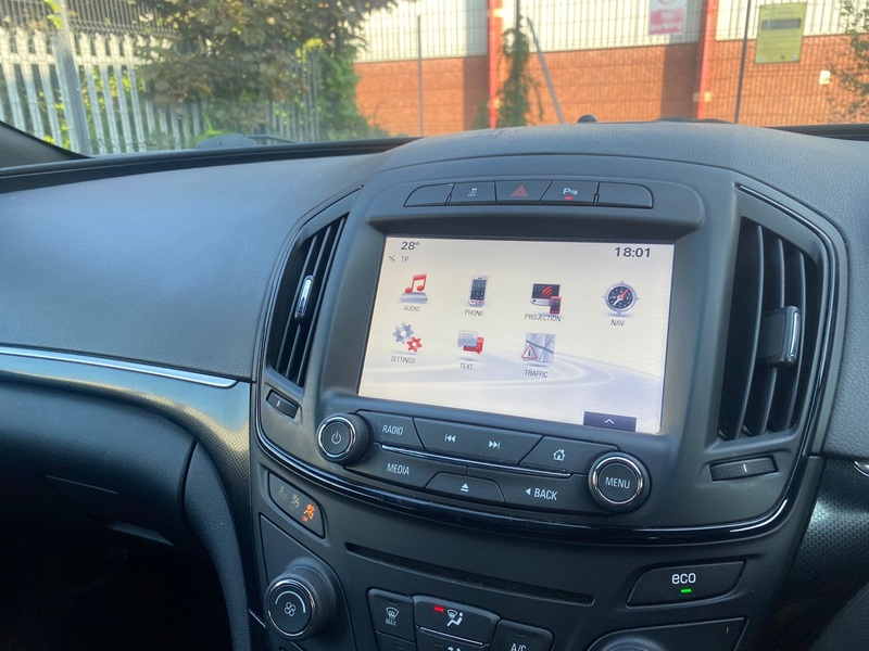 VAUXHALL INSIGNIA