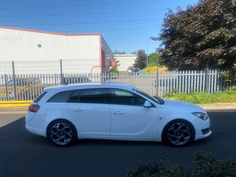 View VAUXHALL INSIGNIA 2.0 CDTi SRi VX Line Nav